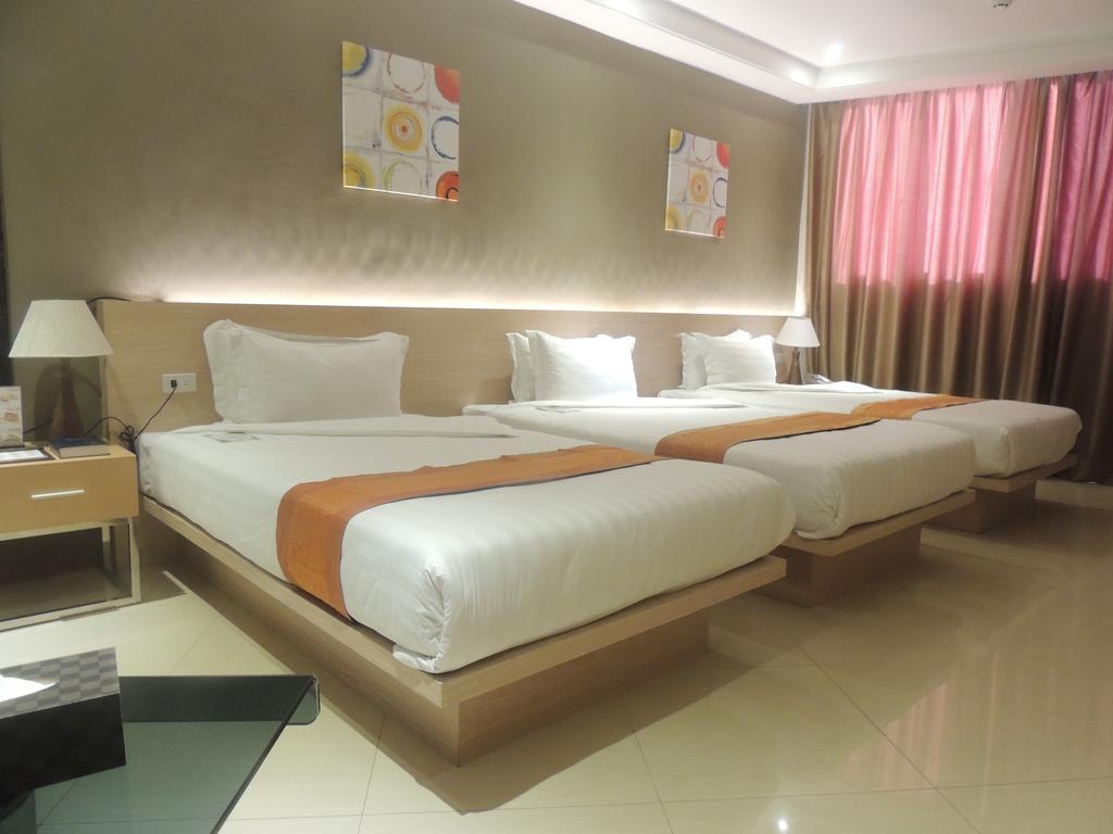 Dela Chambre Hotel Manila Ruang foto
