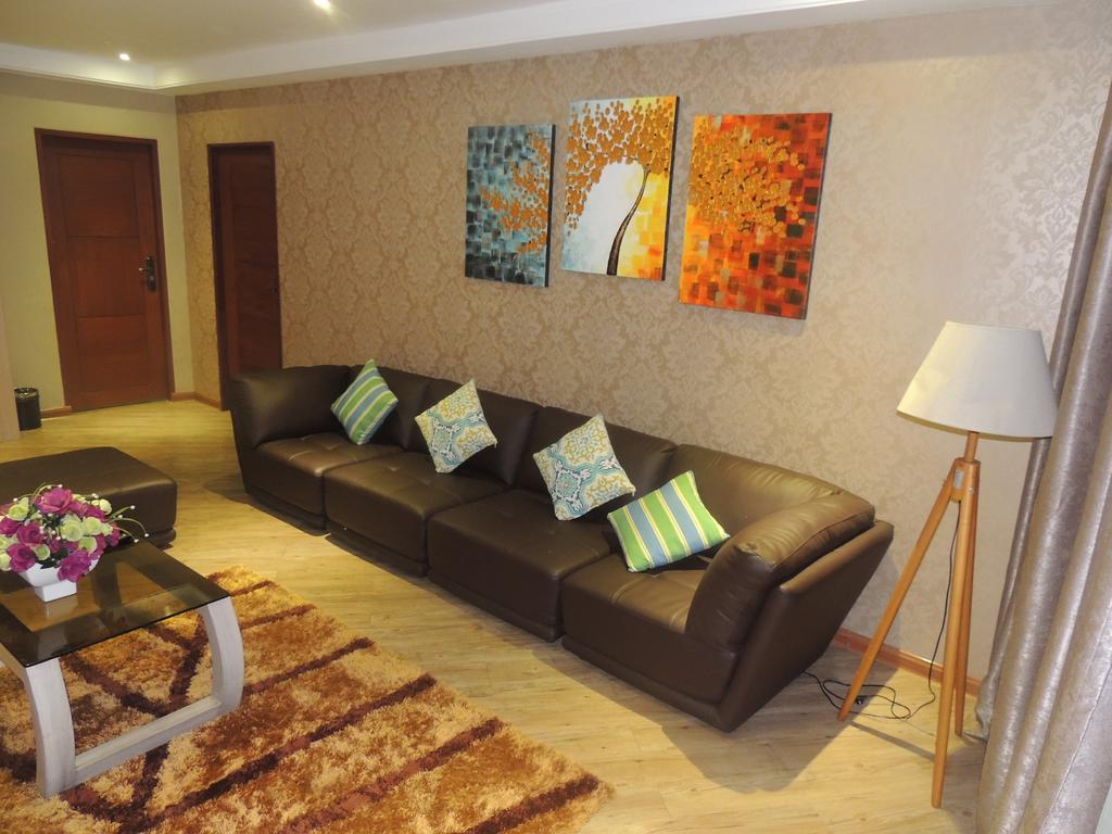 Dela Chambre Hotel Manila Bagian luar foto