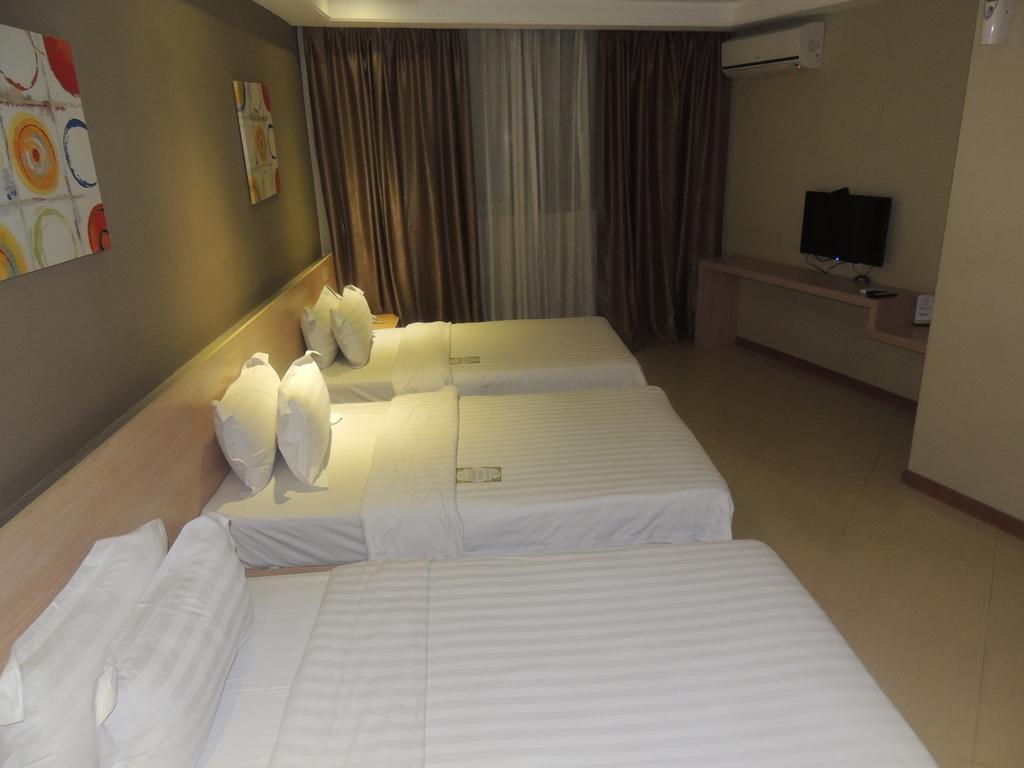 Dela Chambre Hotel Manila Bagian luar foto