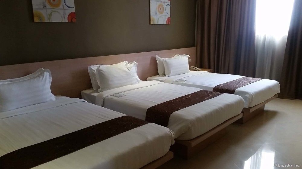 Dela Chambre Hotel Manila Bagian luar foto
