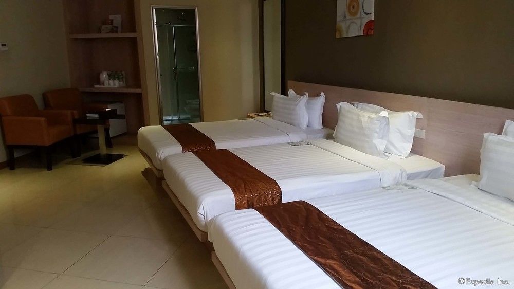 Dela Chambre Hotel Manila Bagian luar foto