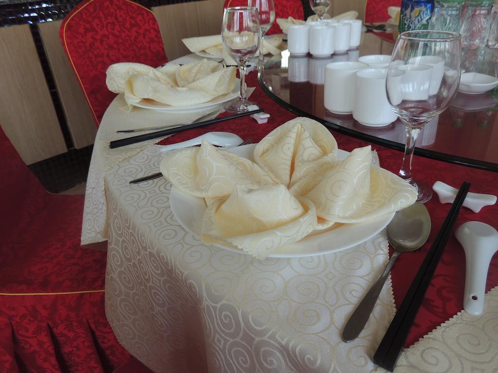 Dela Chambre Hotel Manila Bagian luar foto