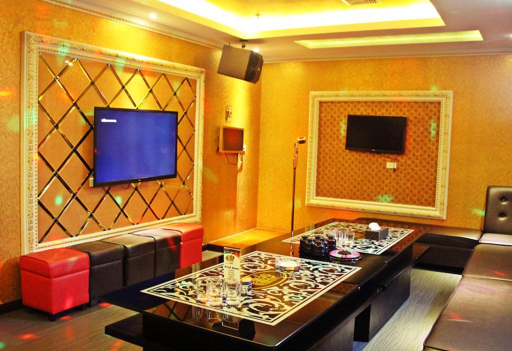 Dela Chambre Hotel Manila Bagian luar foto
