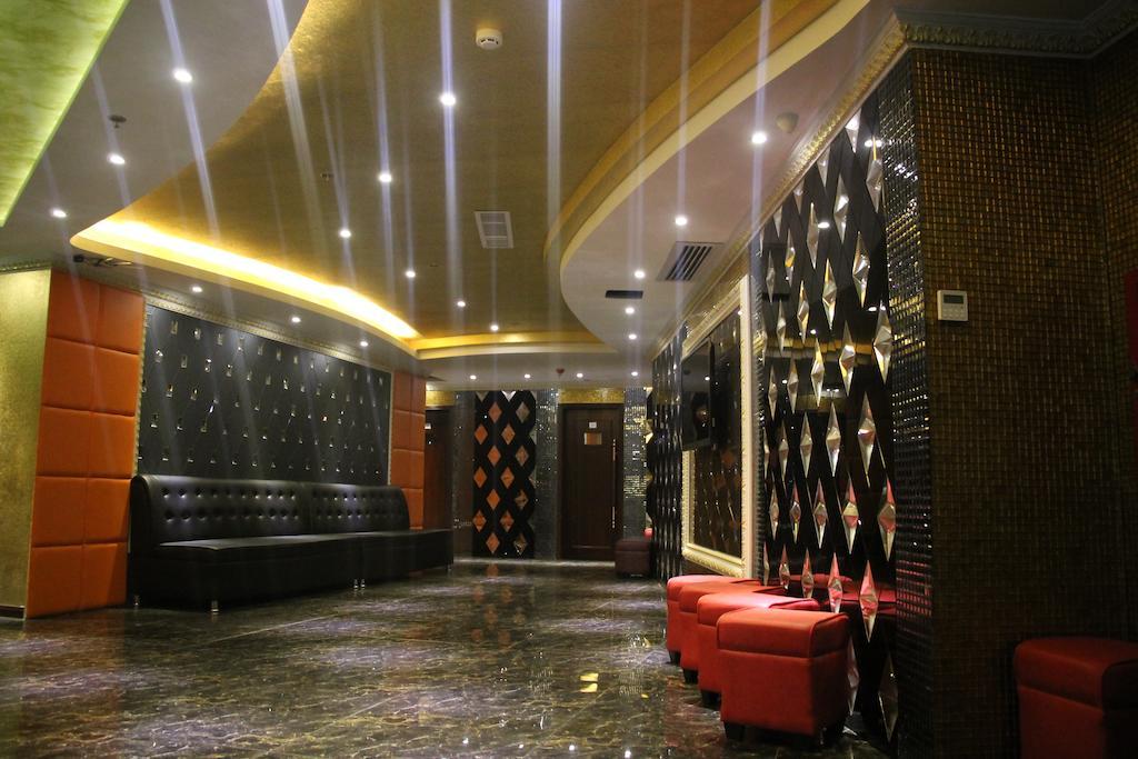 Dela Chambre Hotel Manila Bagian luar foto